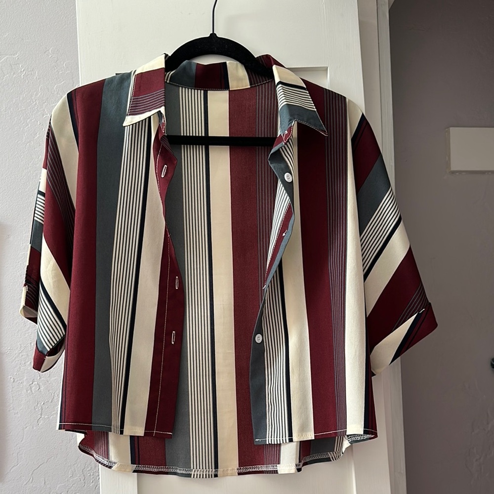 Striped Button-Up Cropped Blouse in Burgundy and Cream